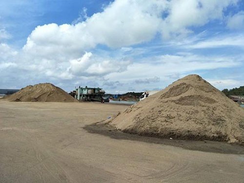 �T��ʯӢɰ�ӹ��S�ļҺ�